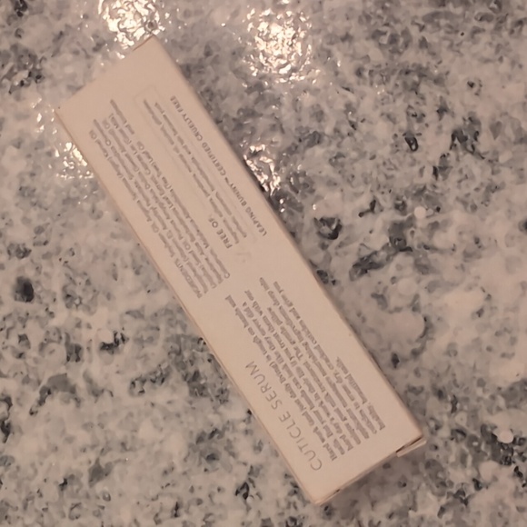 Beekman 1802 Pure Goat Milk Cuticle Serum - White - Picture 6 of 8